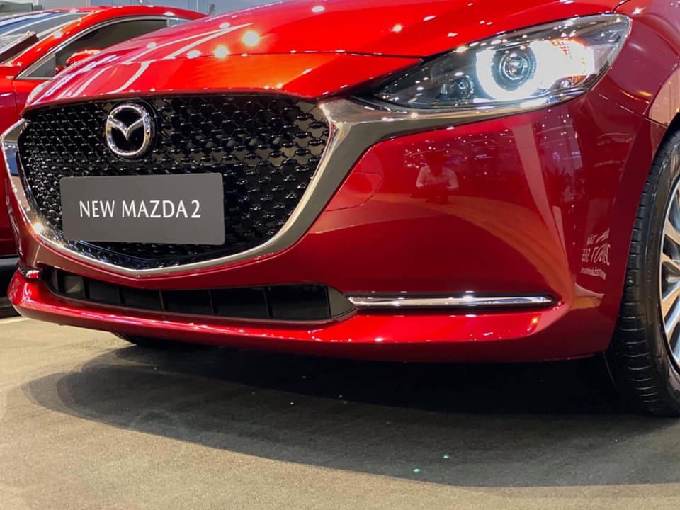  Nuevo Mazda 2 Sedan 1.5 Premium - Mazda Ninh Binh - Línea directa 0917.869.955